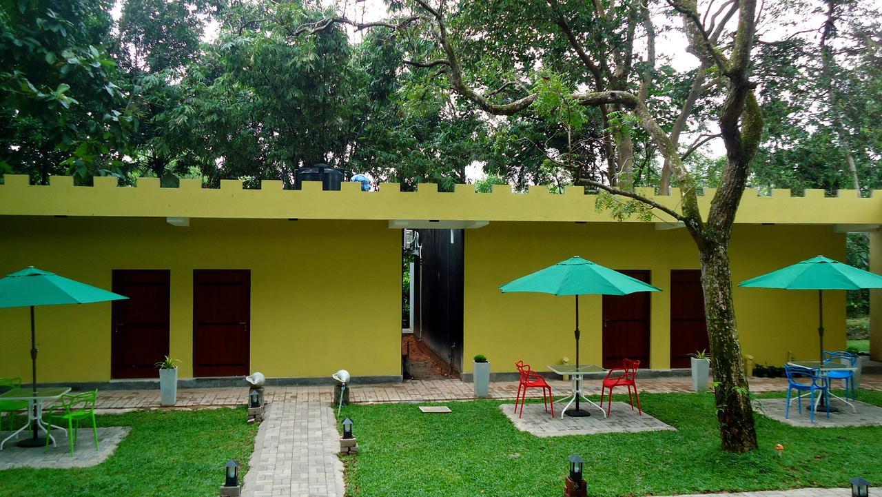 Bridge Hotel Negombo Kimbulapitiya Exterior photo